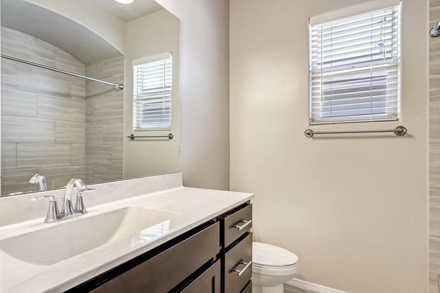 6305 Kestrel Drive NE, Rio Rancho, NM 87144