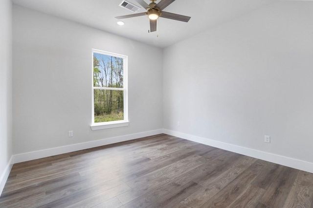 139 Bonfire Bend, Livingston, TX 77351