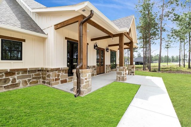 139 Bonfire Bend, Livingston, TX 77351