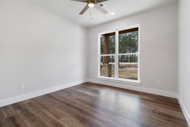 139 Bonfire Bend, Livingston, TX 77351
