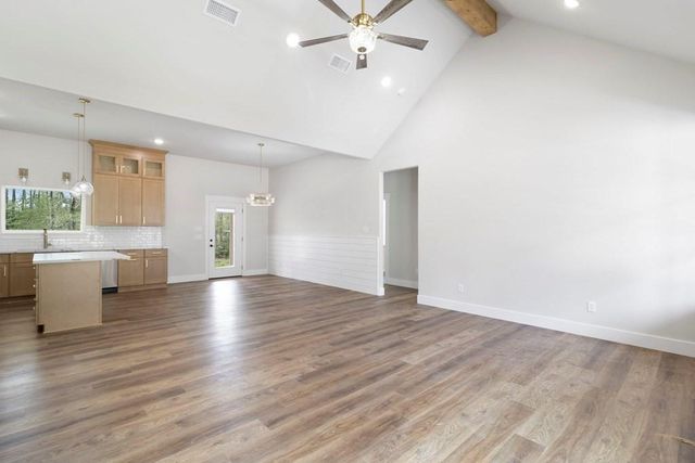 139 Bonfire Bend, Livingston, TX 77351
