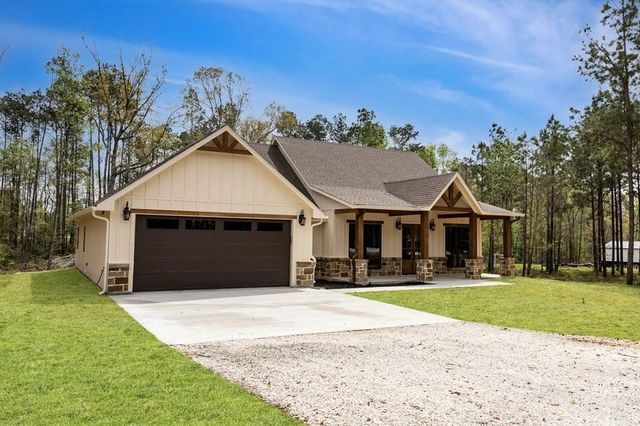 139 Bonfire Bend, Livingston, TX 77351