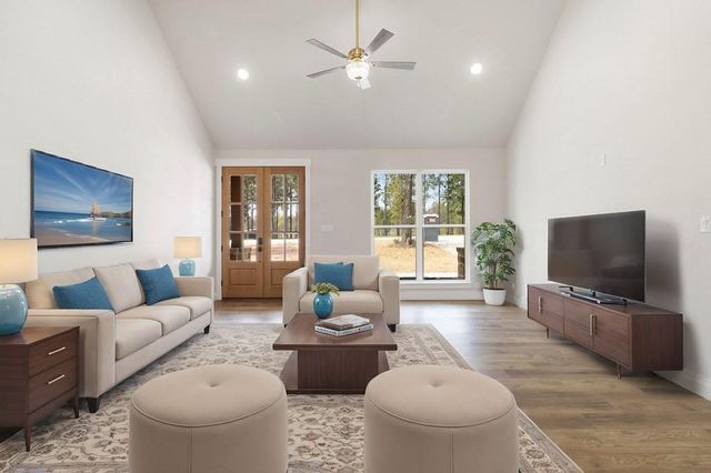 139 Bonfire Bend, Livingston, TX 77351