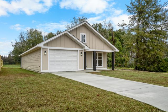 1429 W 7th St., Hattiesburg, MS 39401