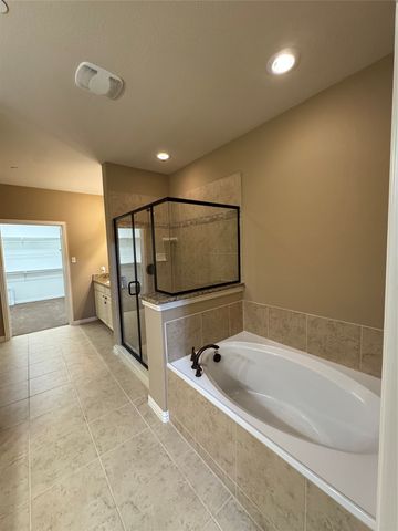 6464 Naples Drive, Irving, TX 75039