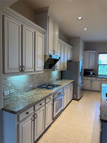 6464 Naples Drive, Irving, TX 75039