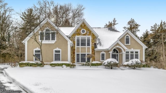 10 Wolford Ct, Watchung Boro, NJ 07069
