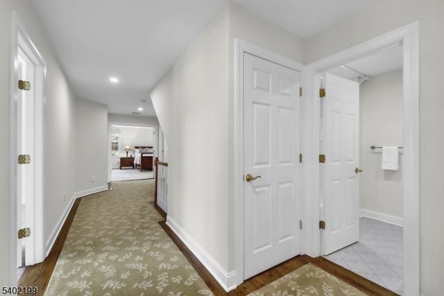 10 Wolford Ct, Watchung Boro, NJ 07069