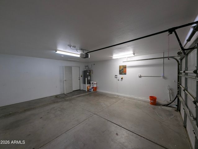 1094 W HEATHER Avenue, Gilbert, AZ 85233