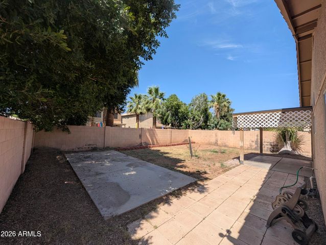 1094 W HEATHER Avenue, Gilbert, AZ 85233