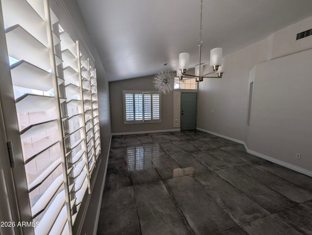 1094 W HEATHER Avenue, Gilbert, AZ 85233
