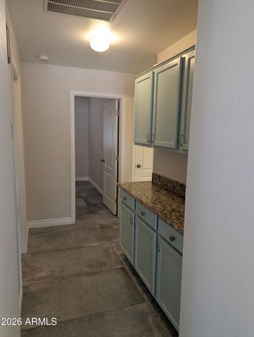 1094 W HEATHER Avenue, Gilbert, AZ 85233