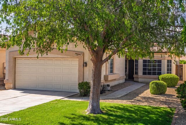2907 E NISBET Court, Phoenix, AZ 85032