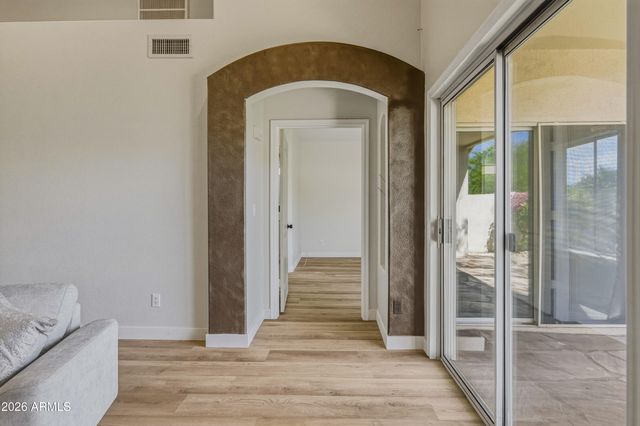 2907 E NISBET Court, Phoenix, AZ 85032