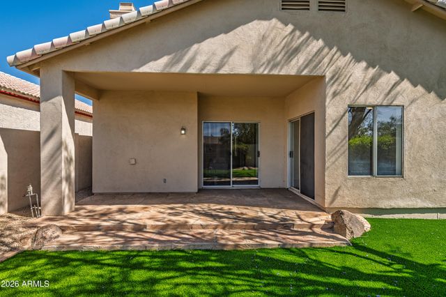2907 E NISBET Court, Phoenix, AZ 85032