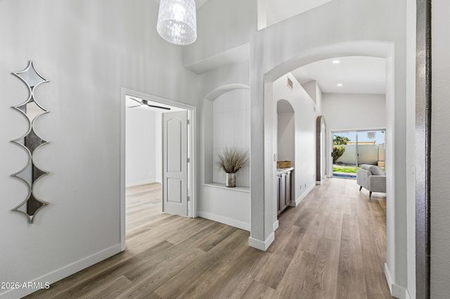 2907 E NISBET Court, Phoenix, AZ 85032