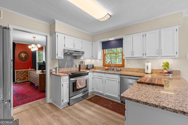 120 Creekwood Trail, Fayetteville, GA 30214