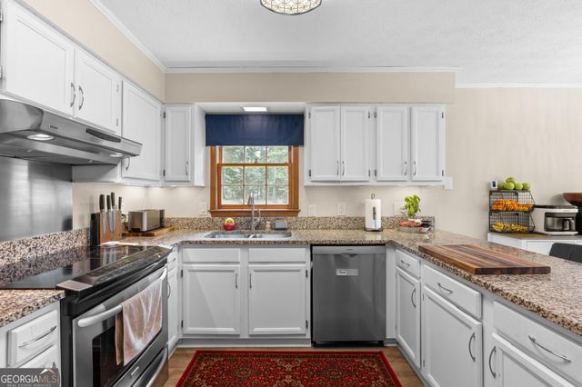 120 Creekwood Trail, Fayetteville, GA 30214