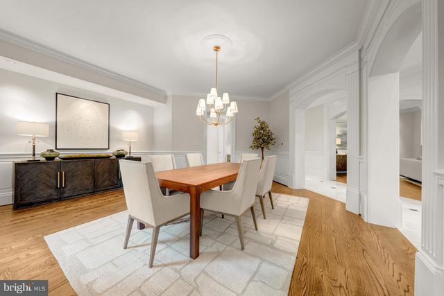 4910 LITTLE FALLS RD, Arlington, VA 22207