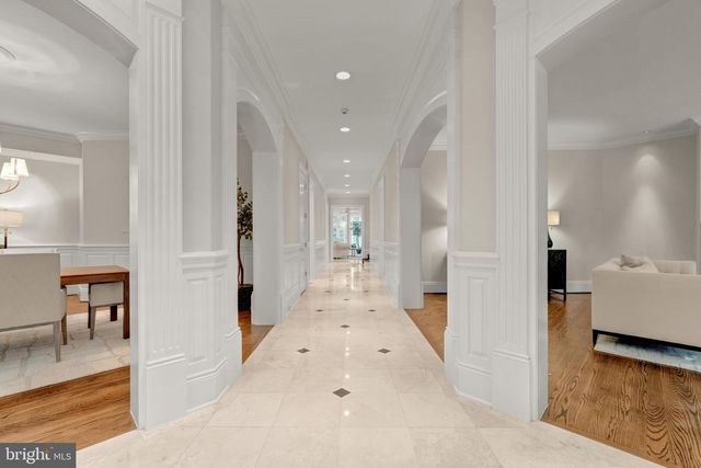 4910 LITTLE FALLS RD, Arlington, VA 22207