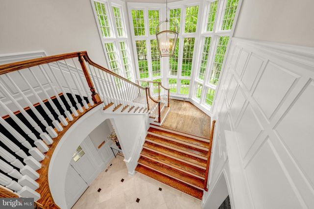 4910 LITTLE FALLS RD, Arlington, VA 22207