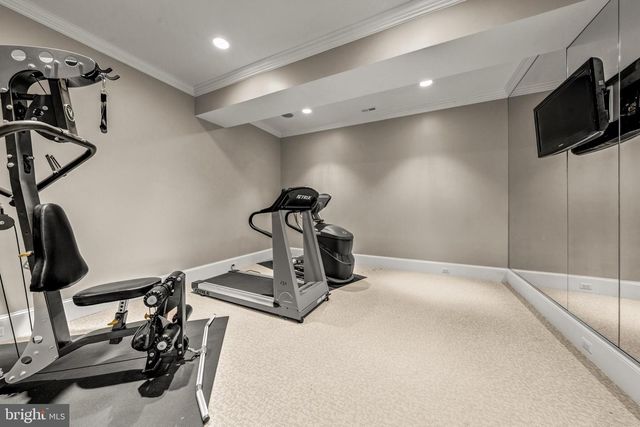 4910 LITTLE FALLS RD, Arlington, VA 22207