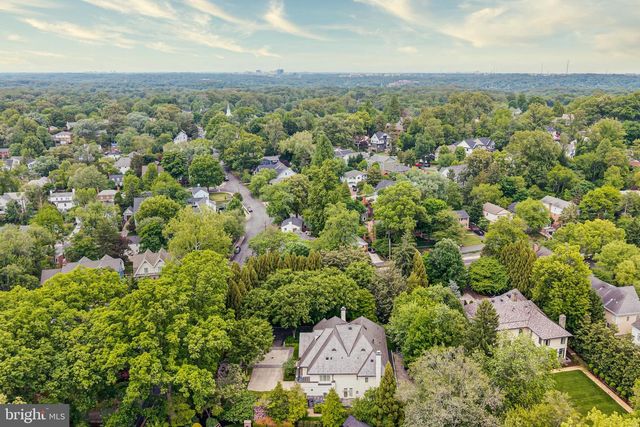 4910 LITTLE FALLS RD, Arlington, VA 22207