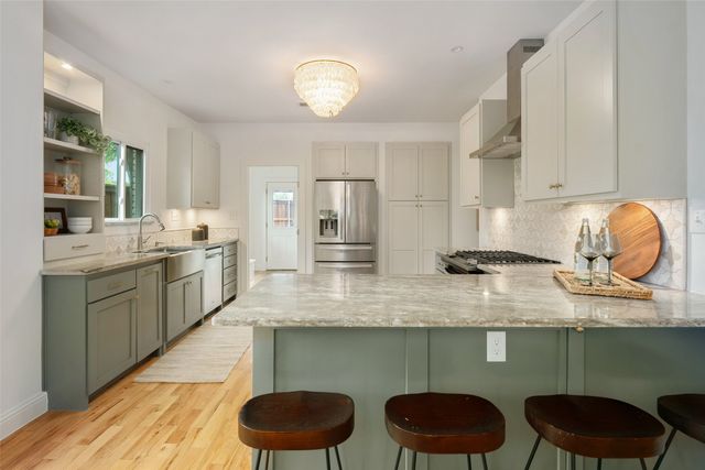 5703 Mercedes Avenue, Dallas, TX 75206