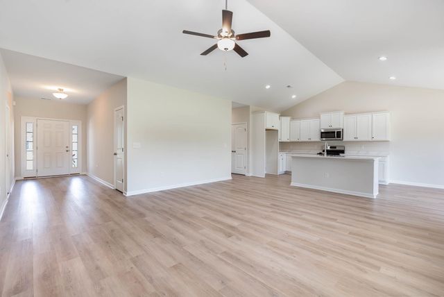 199 Stillbrook Dr., Longs, SC 29568