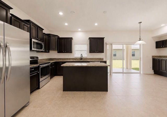 125 ORANGE MILL AVENUE, Ruskin, FL 33570