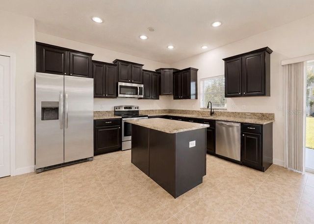 125 ORANGE MILL AVENUE, Ruskin, FL 33570
