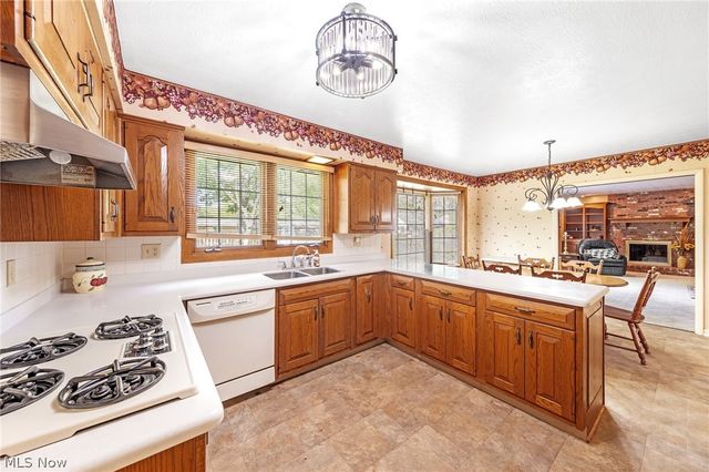 25924 Melibee Drive, Westlake, OH 44145