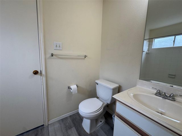 8930 Aspen Place Drive, Houston, TX 77071