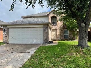 8930 Aspen Place Drive, Houston, TX 77071