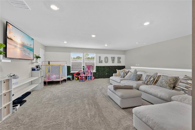 5433 LOG GROVE LANE, Orlando, FL 32829