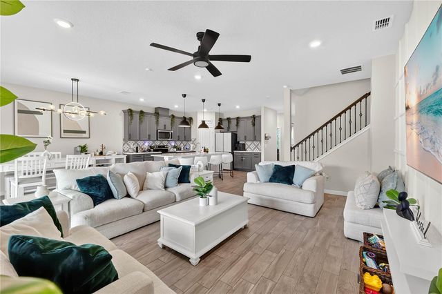 5433 LOG GROVE LANE, Orlando, FL 32829