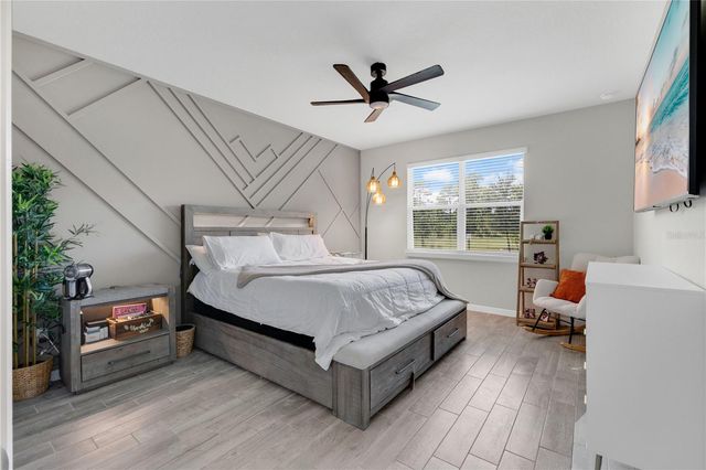 5433 LOG GROVE LANE, Orlando, FL 32829