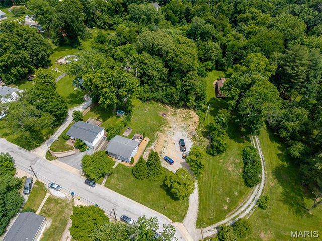 316 Locust Street, Edwardsville, IL 62025