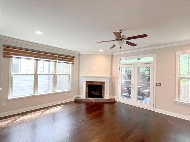 1233 Ridenour Lane, Kennesaw, GA 30152