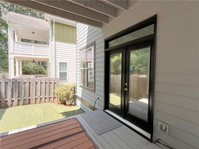 1233 Ridenour Lane, Kennesaw, GA 30152