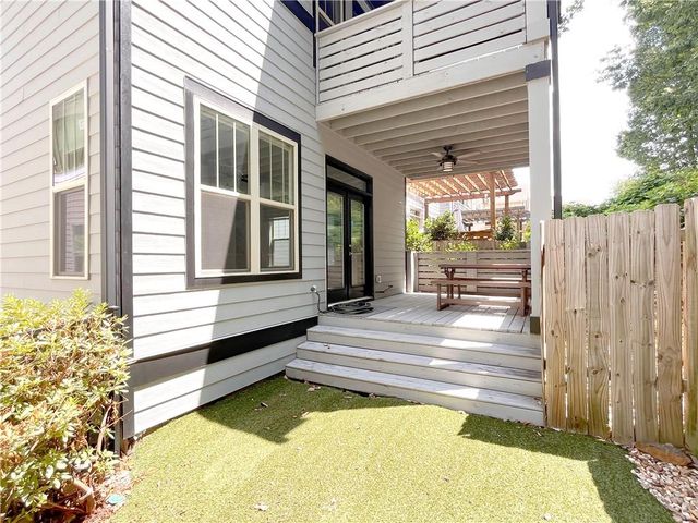 1233 Ridenour Lane, Kennesaw, GA 30152