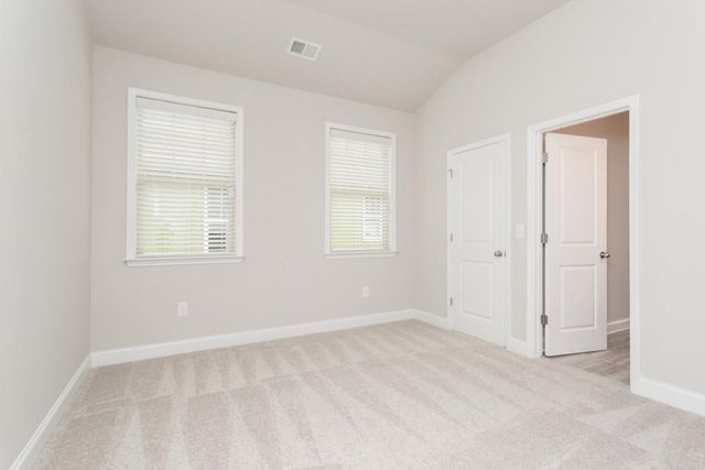 1233 Ridenour Lane, Kennesaw, GA 30152