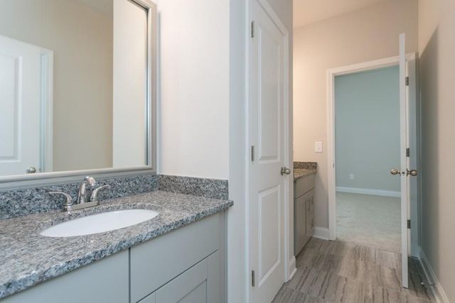 1233 Ridenour Lane, Kennesaw, GA 30152