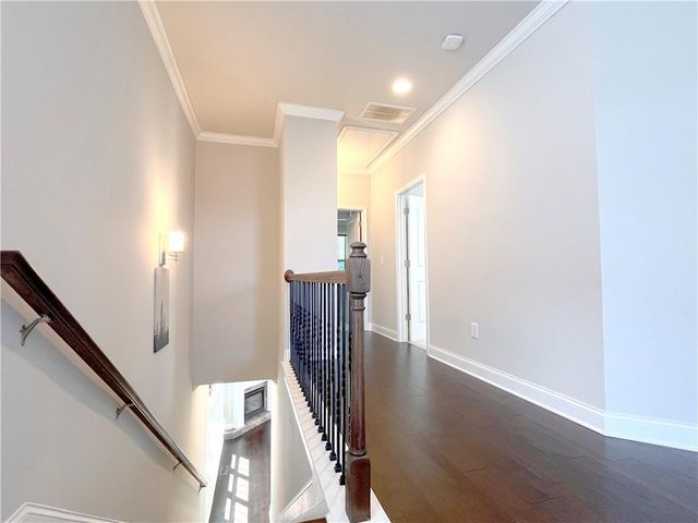 1233 Ridenour Lane, Kennesaw, GA 30152