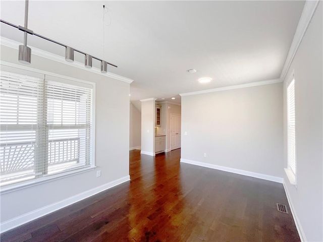 1233 Ridenour Lane, Kennesaw, GA 30152