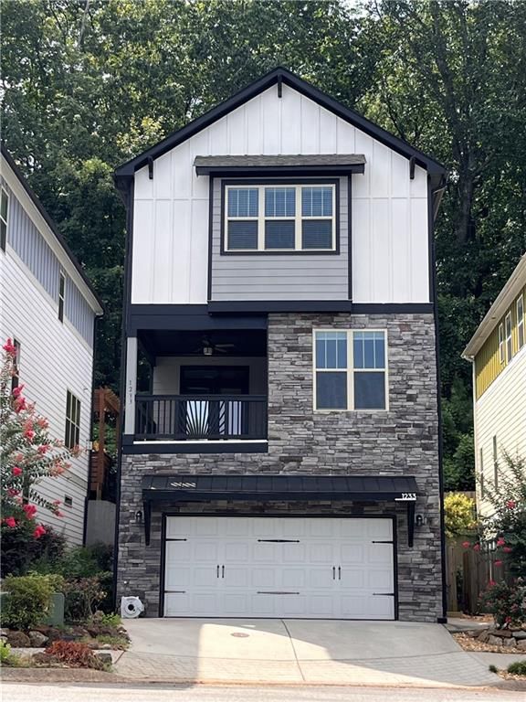 1233 Ridenour Lane, Kennesaw, GA 30152