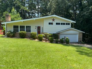 100 Hillcrest Drive, Smithfield, NC 27577