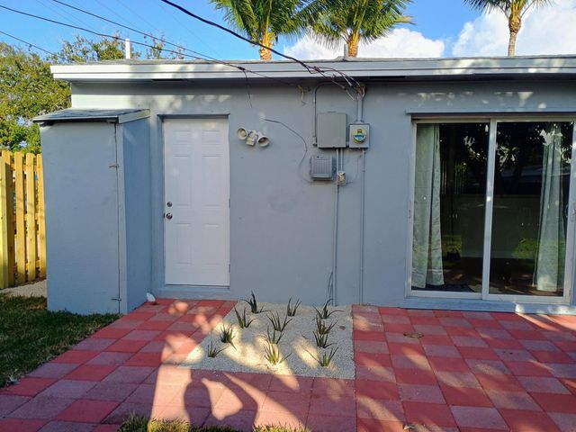 1712 N 26th Avenue, Hollywood, FL 33020
