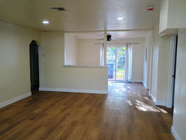 1712 N 26th Avenue, Hollywood, FL 33020