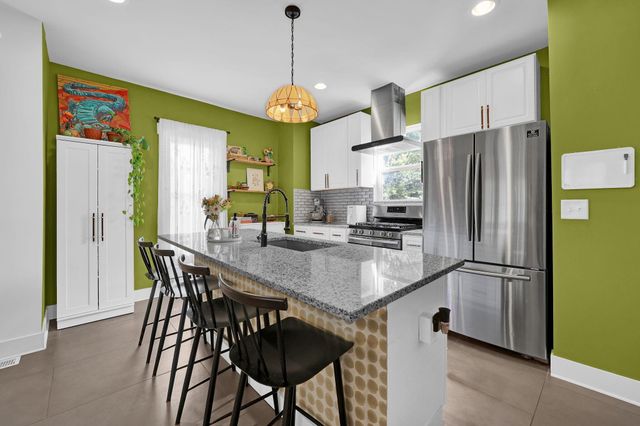 1043 E Whittier Street, Columbus, OH 43206